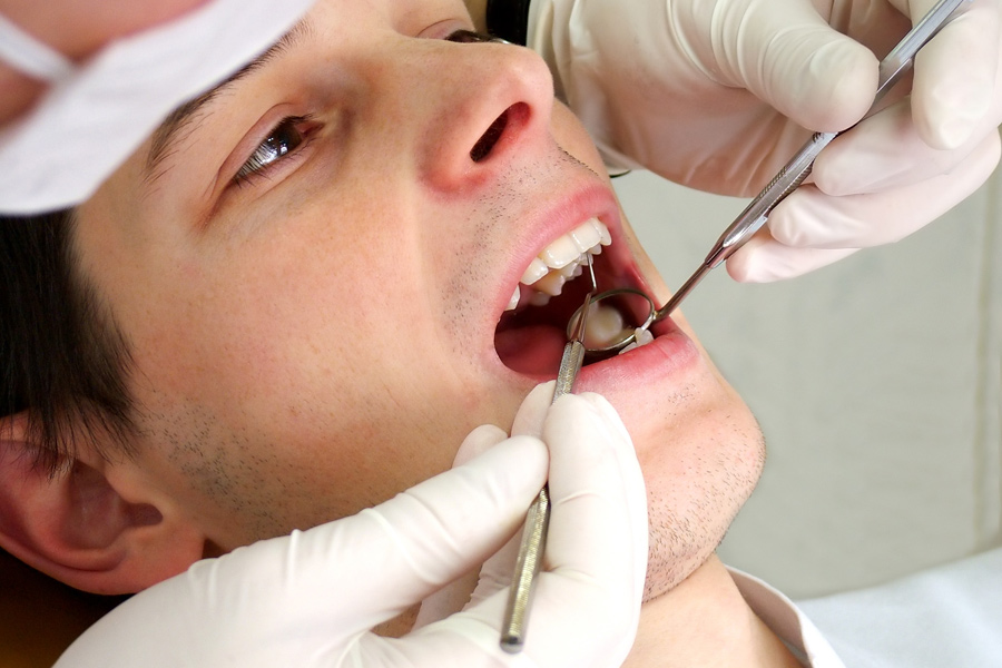 Een tandartsverzekering is vooral nuttig als je vaak of voor grotere ingrepen naar de tandarts gaat.