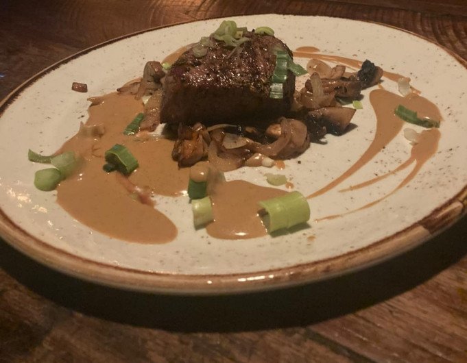 Eetcafe met groot terras De Lutte, Overijssel